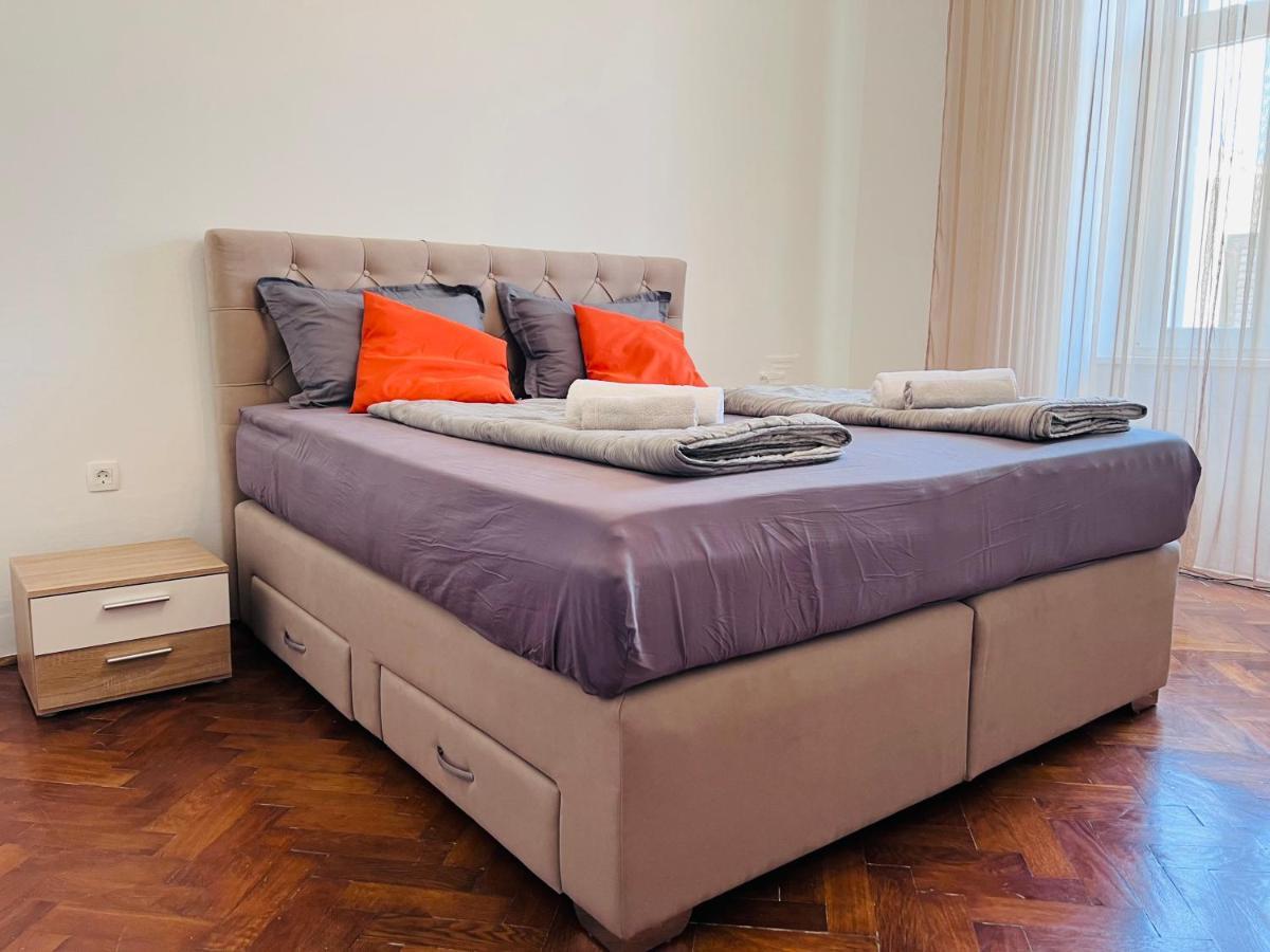 Apartment For Special Getaway Rose Пула Екстериор снимка