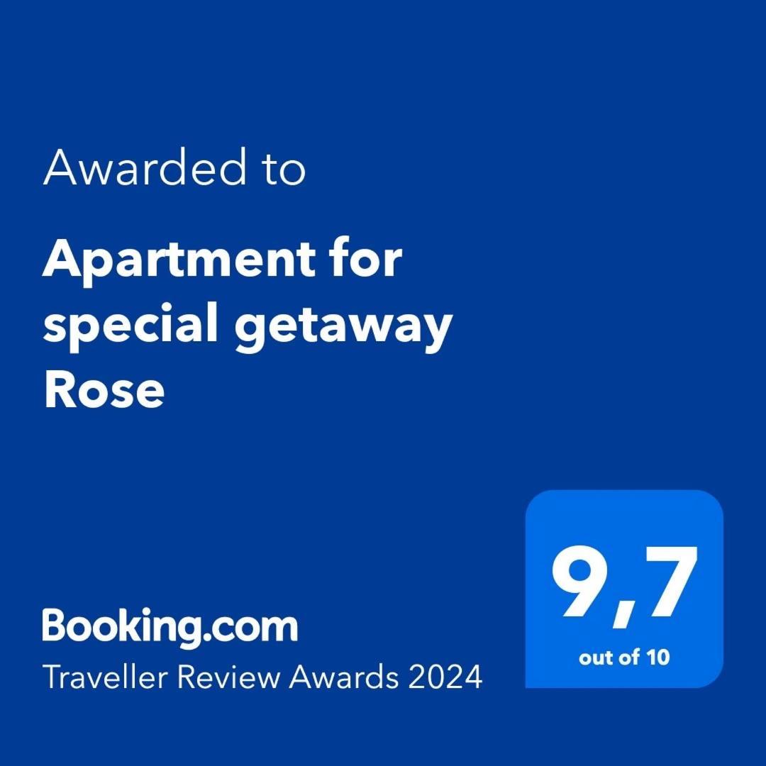 Apartment For Special Getaway Rose Пула Екстериор снимка